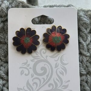Cloisonné Clip Purple flower earrings gold with fuscia and teal center